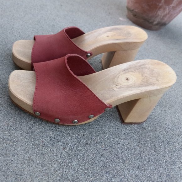 Vintage Studded Heeled Mules - Picture 11 of 16